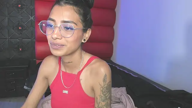 KarlaSlutSkinny__: онлайн-секс-чат