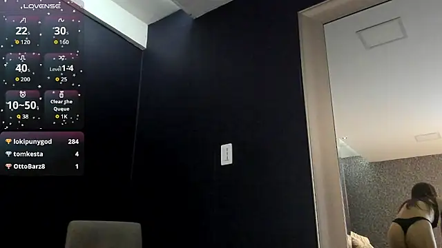 XXX chat uživo modela Juliethaamour