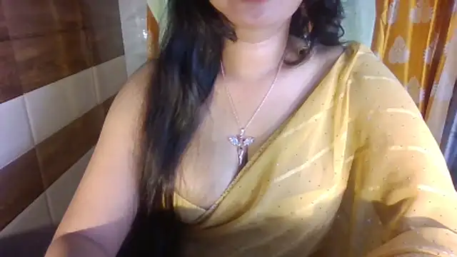 Yashika_Loves: онлайн-секс-чат