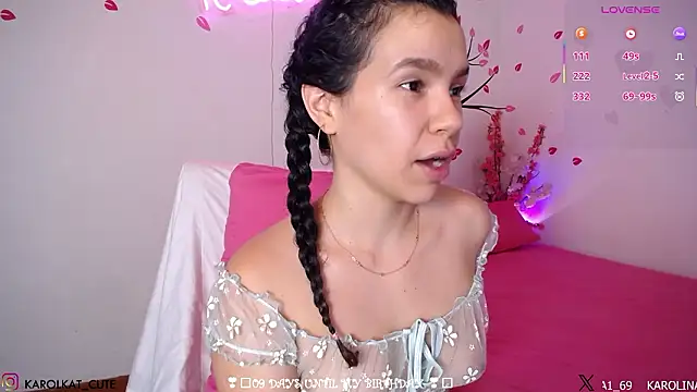 Karolina_1 live XXX chat