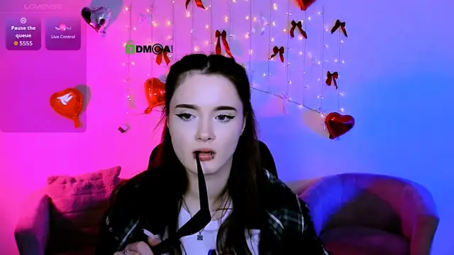 XXX chat uživo modela liana_kisses