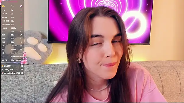 Chat +18 de MirnaTellado ao vivo