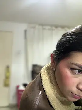 Chatroom XXX en direct de Mila_Morgan