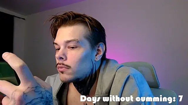 DENIS_HEREのウェブカメラショー