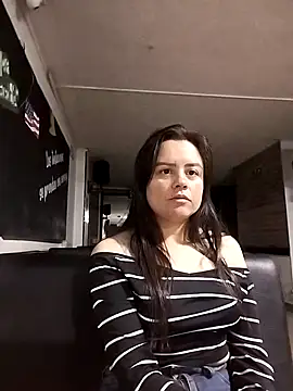 karlagiraldo198 Chat XXX in diretta