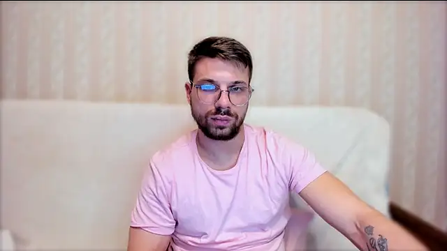 Chat XXX Live Tony_Wolf