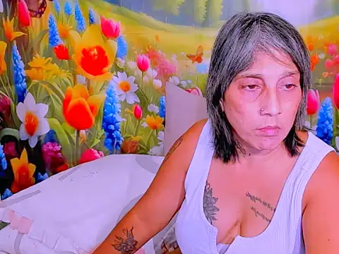 دردشة indianroxy الجنسية المباشرة