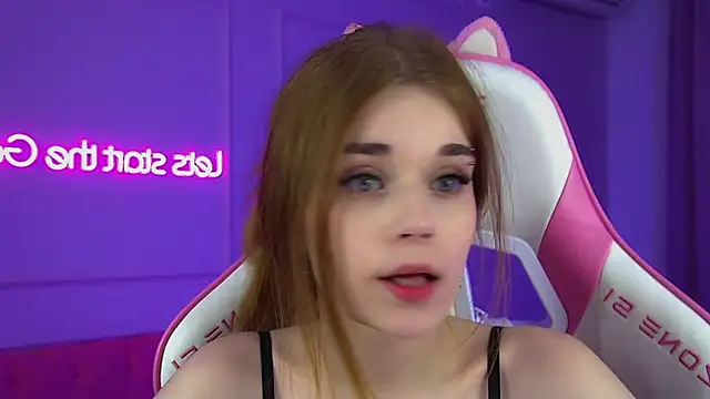 MelissaBauch élő XXX-chatje