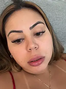 lariic 现场XXX聊天