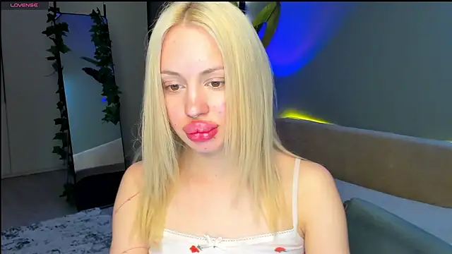 Luna_Beverly – Live XXX-chat