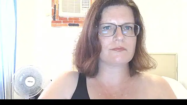 Domina_Tasselina_Goddess Adlı Modelin Canlı XXX Sohbeti