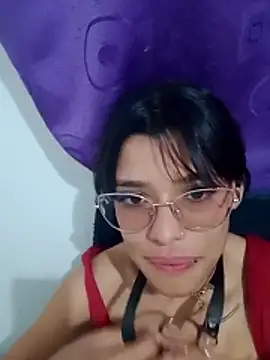 avalustyy Adlı Modelin Canlı XXX Sohbeti