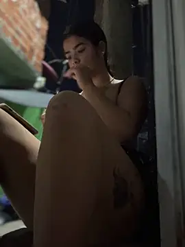 Kaily_Sweet16: онлайн-секс-чат