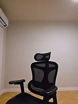 MiaRides19 – webcam-show