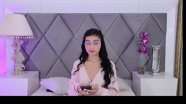 Chat XXX ao vivo de OliviaDiaz