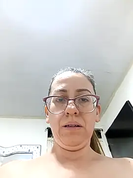 miss_hanna07 Adlı Modelin Canlı XXX Sohbeti