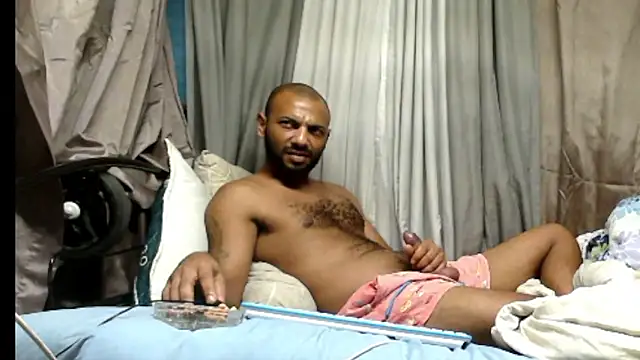 Camodick 在線直播表演