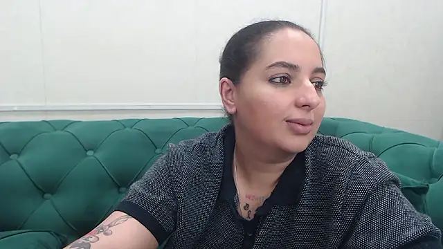 BustyAllyy Chat XXX live