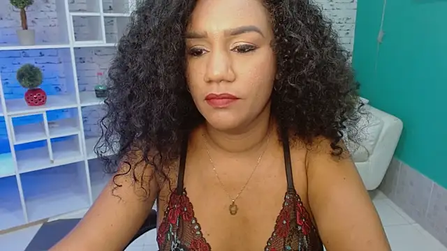 tanisha_curly_'s Live XXX Chat