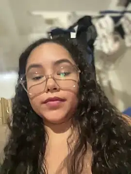 CurlyGirl_1 Chat XXX in diretta