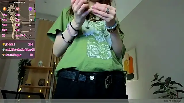 Dilara_xBaby Chat XXX in diretta