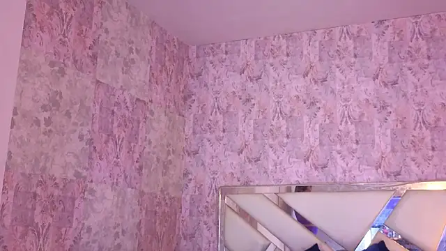 april_summer_ webcam show