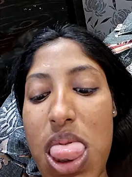 Pari_lovers: онлайн-секс-чат