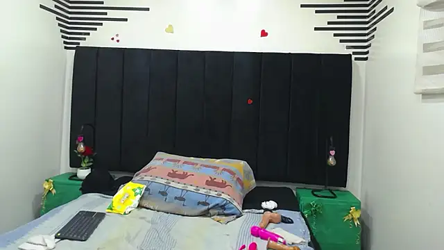 QueenMatturex's Live XXX Chat