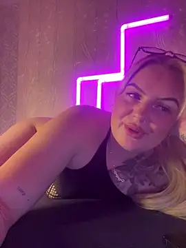 AureliaStar Webcam-Show