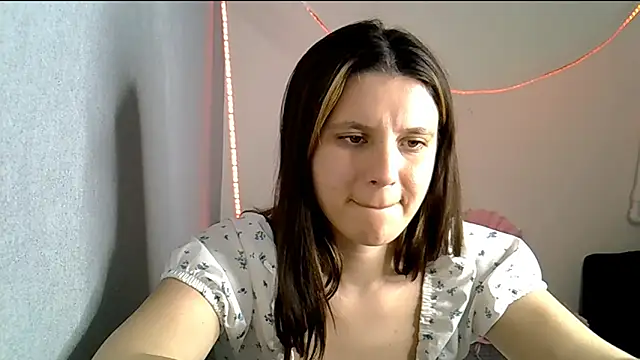 KiraHoney: онлайн-секс-чат