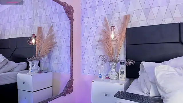 CloheBell: онлайн-секс-чат