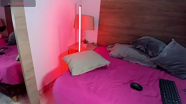 دردشة keniaHilton الجنسية المباشرة