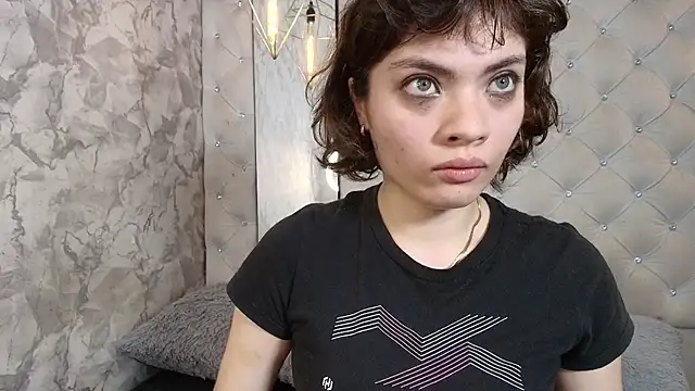 Онлайн чат XXX LiaSweetxx