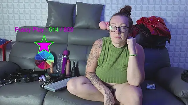 JadeStarUK Chat XXX in diretta