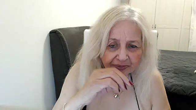 SusiLifeXXX – Live XXX-chat