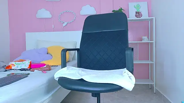 Živý XXX chat SeleneGibson__