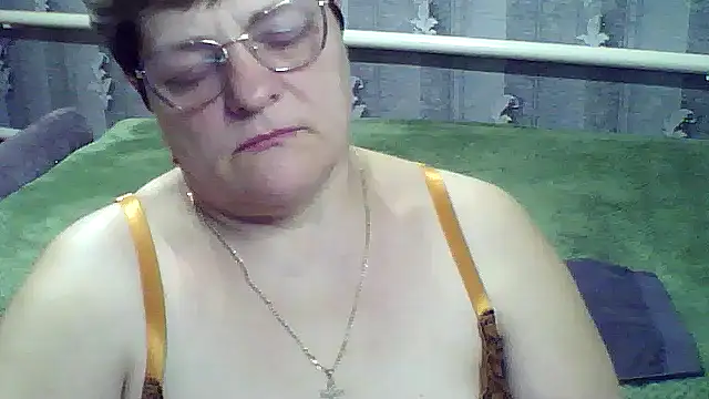 ElzaJewel's Live XXX Chat