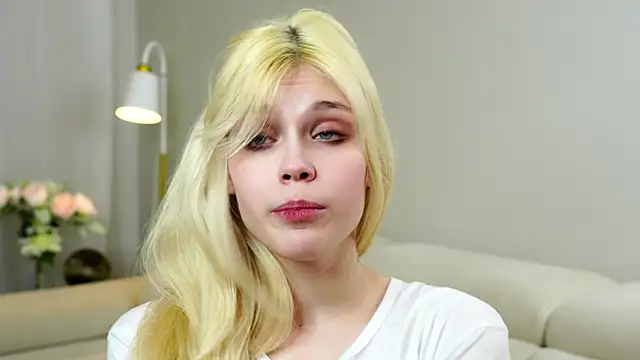 LannieDakuのウェブカメラショー