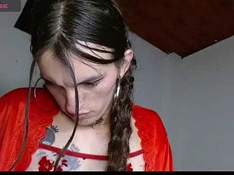 Scarlett_crastrawberry: απευθείας συνομιλία ΧΧΧ