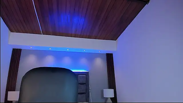 Chat +18 de Alicee_Broownn ao vivo