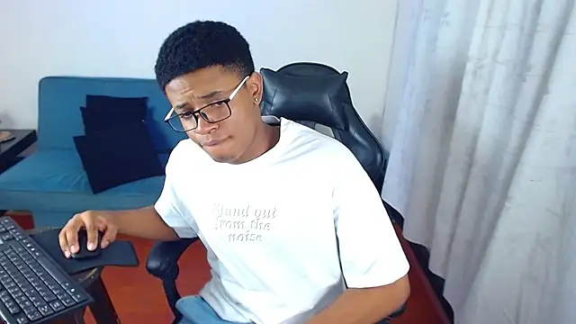 liiam3 Chat XXX live