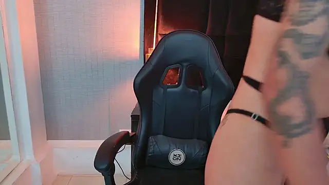 EllaEvanzz 라이브 XXX 채팅