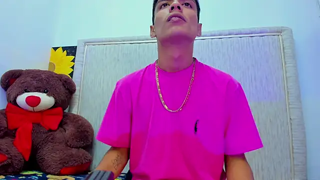 Pokazy przed kamerką – Dayron_lee_