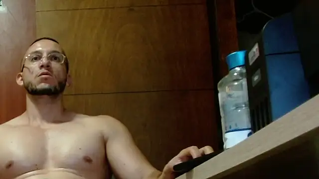 MarcusMilarcのライブXXXチャット