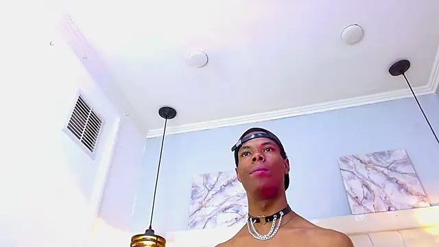 Santiago_Ortiz_'s Live XXX Chat