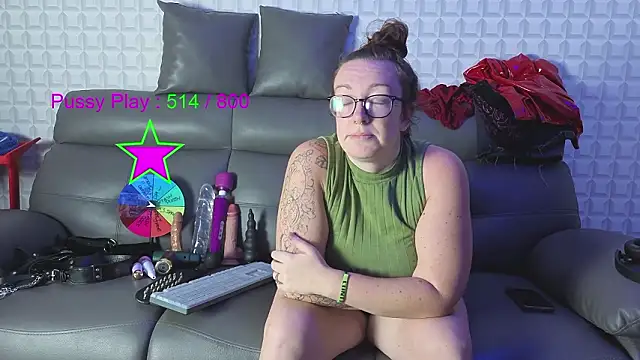 JadeStarUK live XXX chat