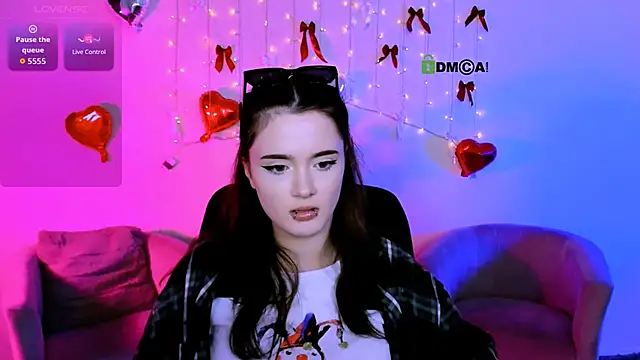 แชท XXX สดของ liana_kisses