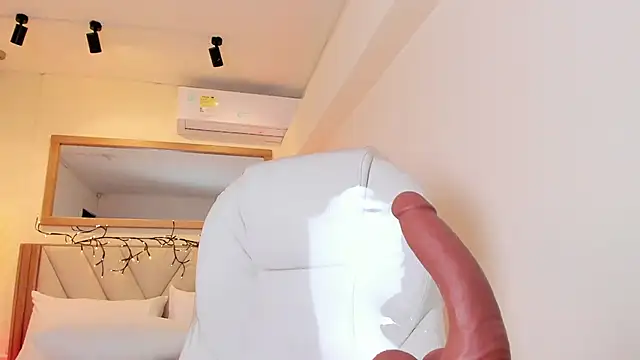 NahimiThompson Live XXX-Chat