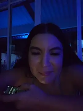 แชท XXX สดของ Pretty_Julieta