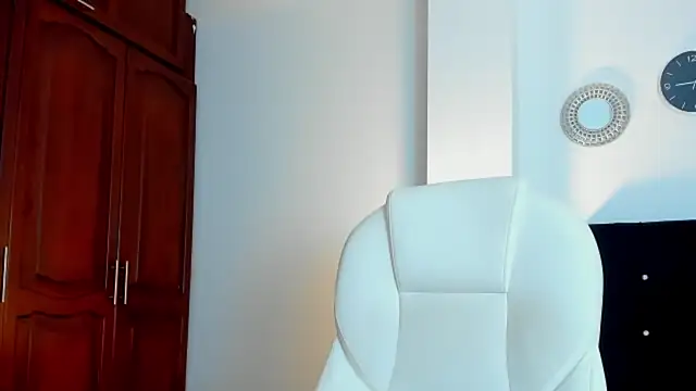 kathyajhonss' Webcam Show